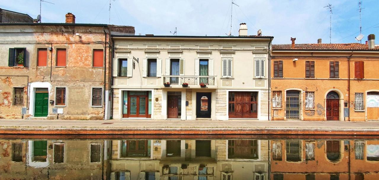 Villa Cavour Comacchio Extérieur photo