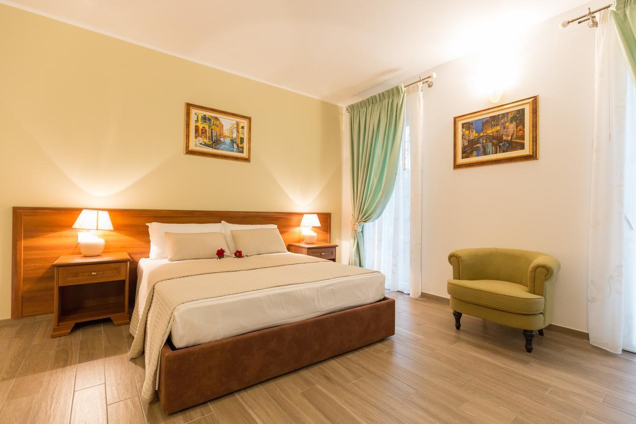 Villa Cavour Comacchio Extérieur photo