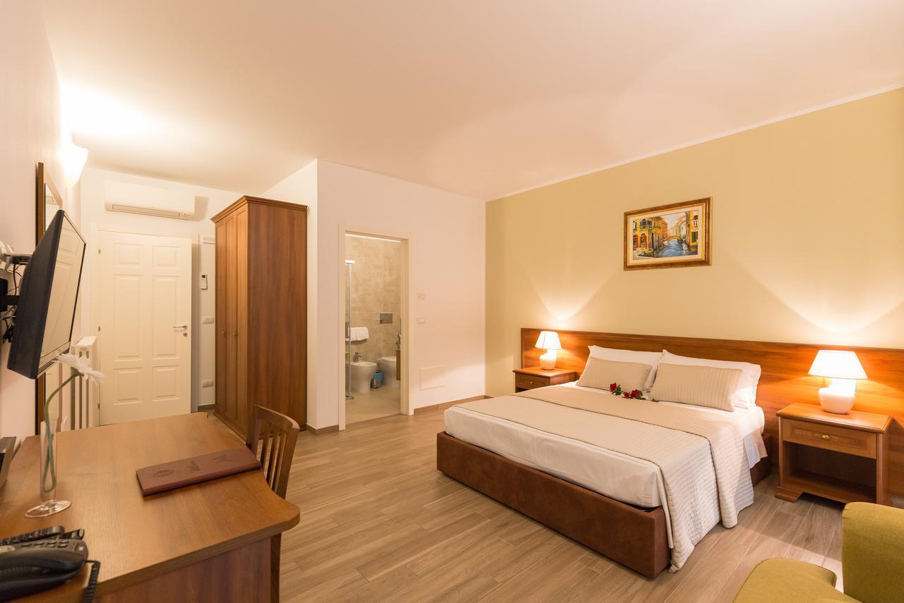 Villa Cavour Comacchio Extérieur photo