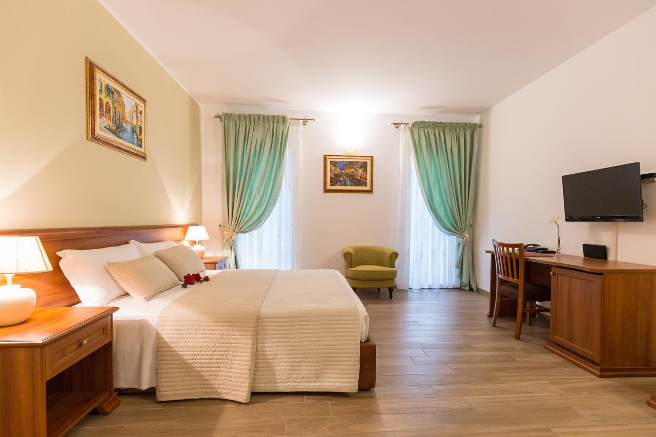 Villa Cavour Comacchio Extérieur photo